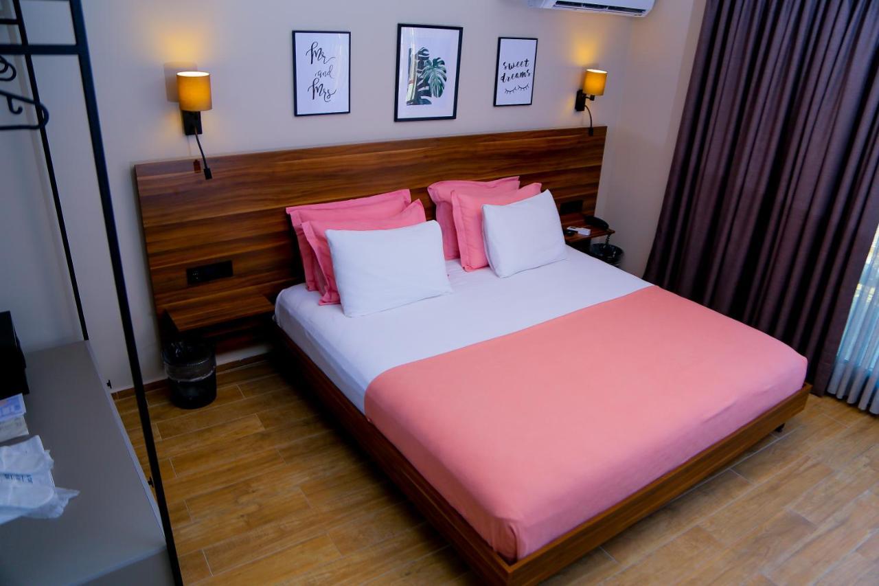 Senyildiz Hotel Измир Екстериор снимка